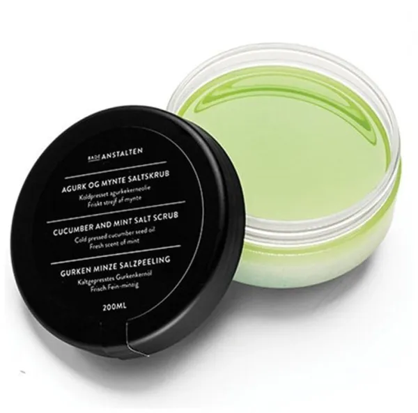 Badeanstalten Bodyscrub kurkulla ja mintulla (200 ml)
